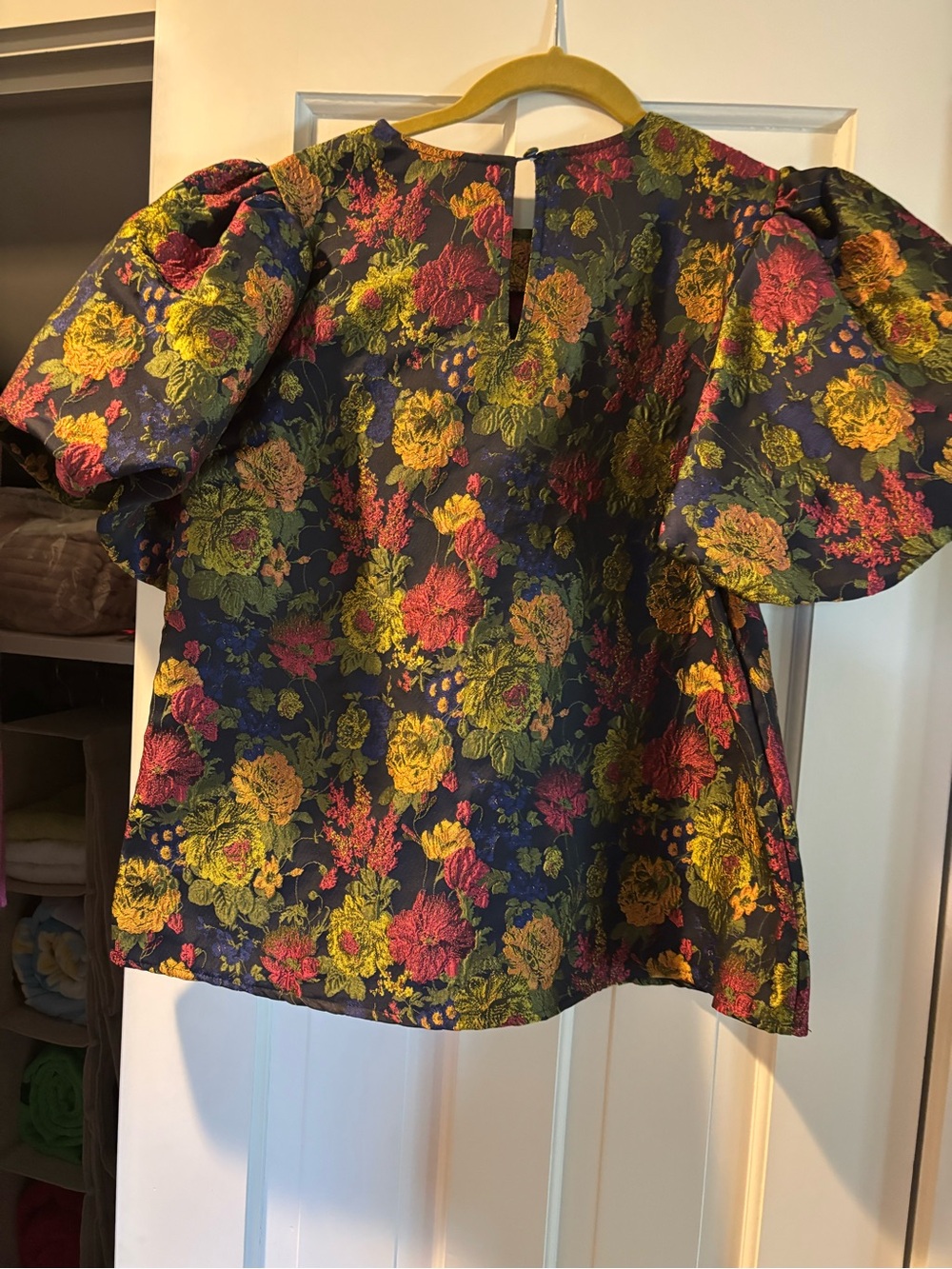 THML Navy Floral Jacquard Puff-Sleeve Blouse - Picture 2 of 5